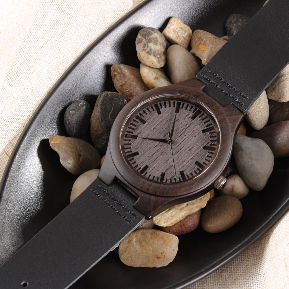 Men Engraved Wooden Elegant Watch Genuine Leather