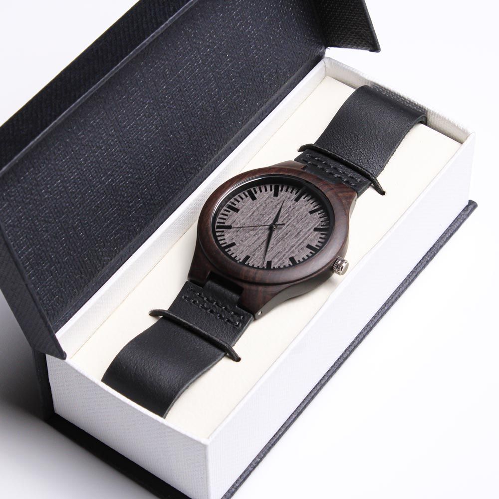 Men Engraved Wooden Elegant Watch Genuine Leather