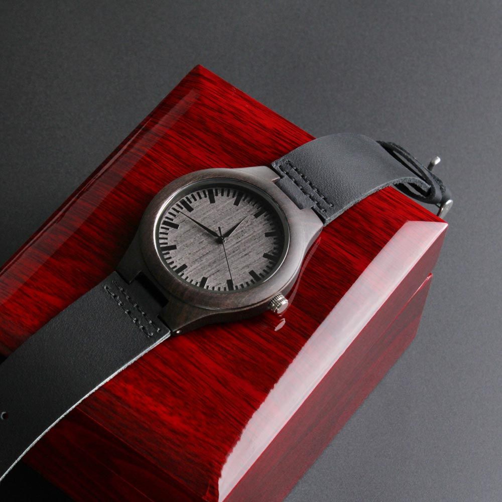 Men Engraved Wooden Elegant Watch Genuine Leather